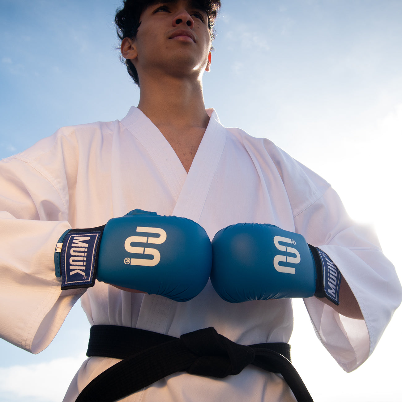Guantilla Muuk Karate Palma Libre Azul
