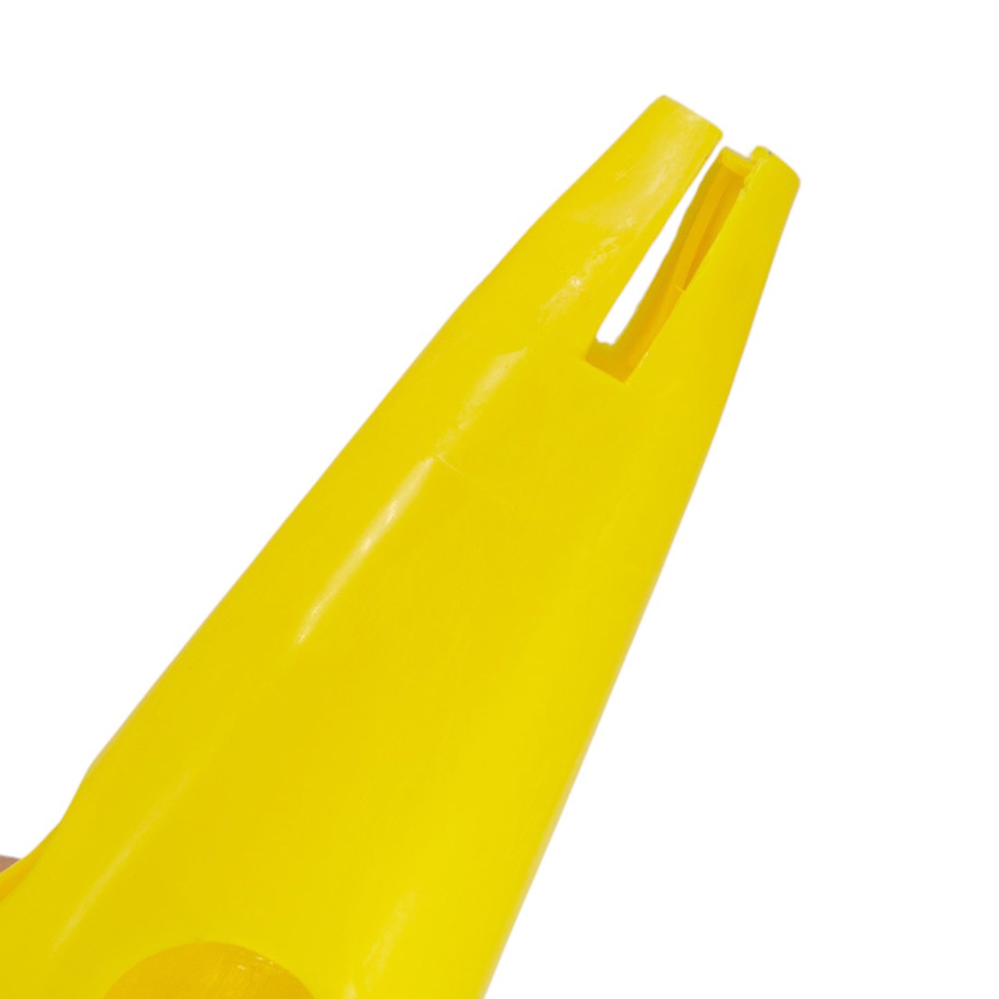 CONO ENTRENAMIENTO MUUK 38CM PERFORADO